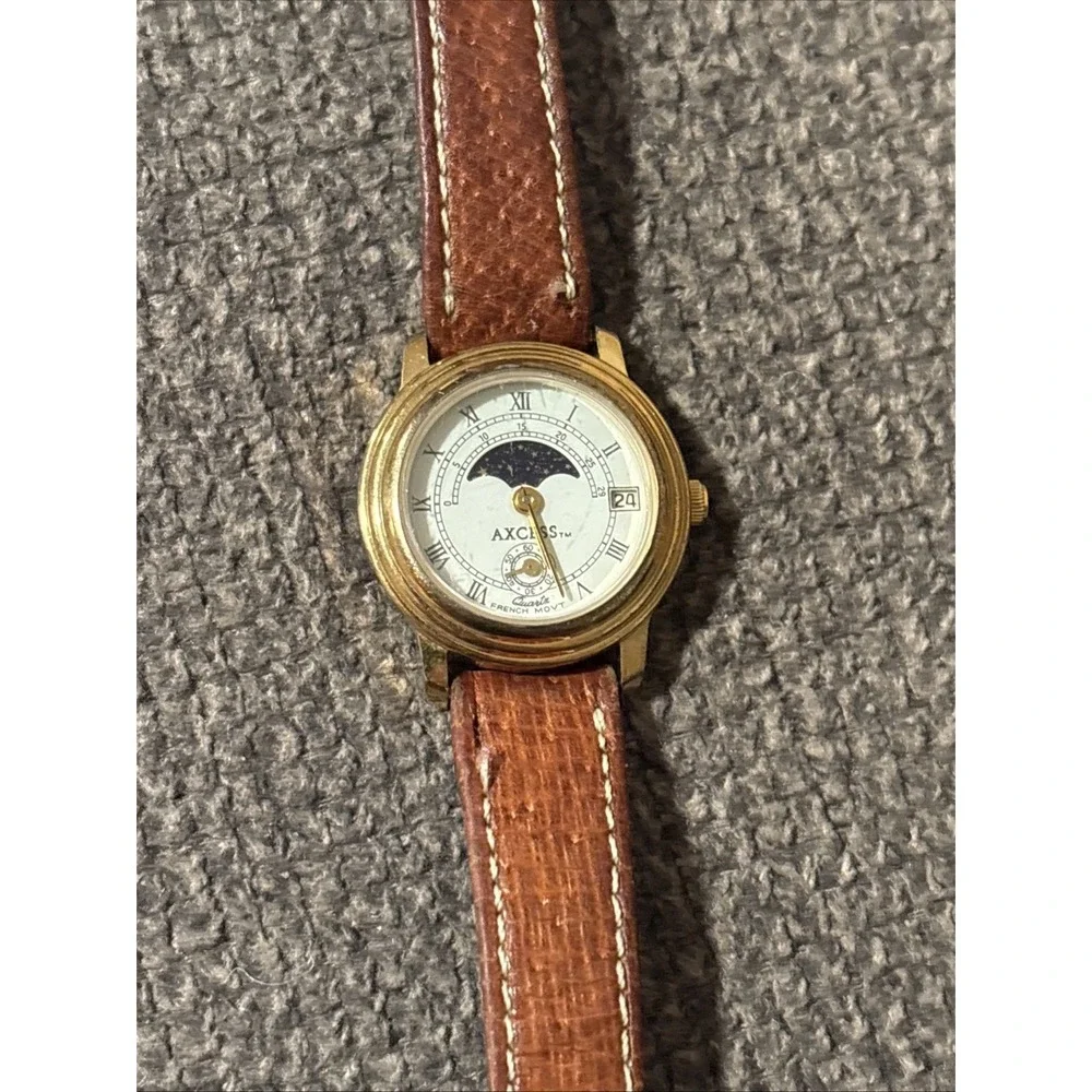 VTG AXCESS Quartz Watch Women Moon Phase Dual Tone Leather Analog New Battery
